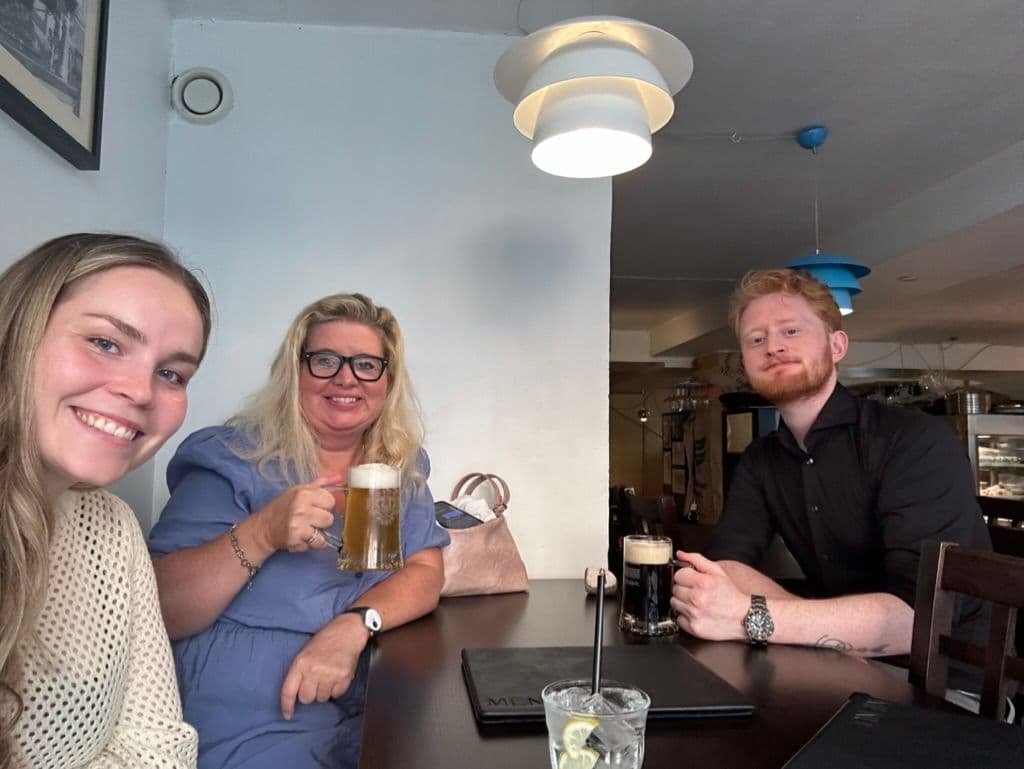 image-fyrsta-heimsoknin-and-fyrsta-gistingin